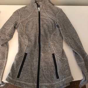 Lululemon Sweatshirt